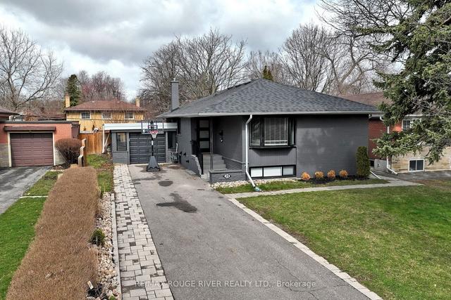 28 Nuffield Dr, House detached with 3 bedrooms, 3 bathrooms and 7 parking in Toronto ON | Image 27
