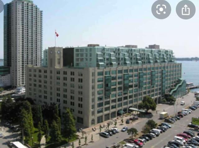 ph 1210 - 211 Queens Quay W, Condo with 4 bedrooms, 4 bathrooms and 3 parking in Toronto ON | Image 40