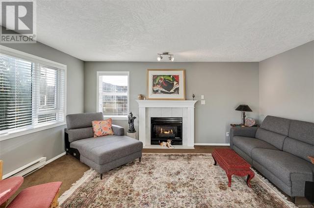 307 - 951 Topaz Ave, Condo with 2 bedrooms, 2 bathrooms and 1 parking in Victoria BC | Image 8
