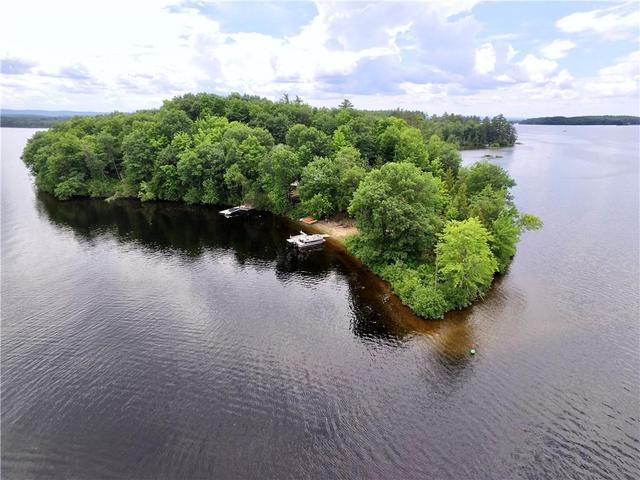 0 Beattys Island, House detached with 3 bedrooms, 2 bathrooms and null parking in North Algona Wilberforce ON | Image 25