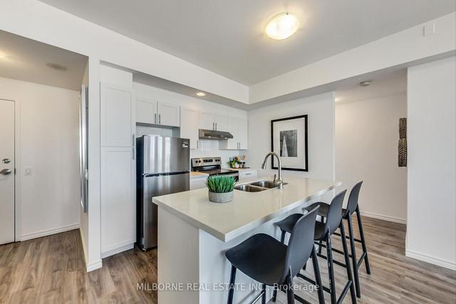 ph8 - 15 Maplewood Ave, Condo with 2 bedrooms, 2 bathrooms and 2 parking in Toronto ON | Image 8