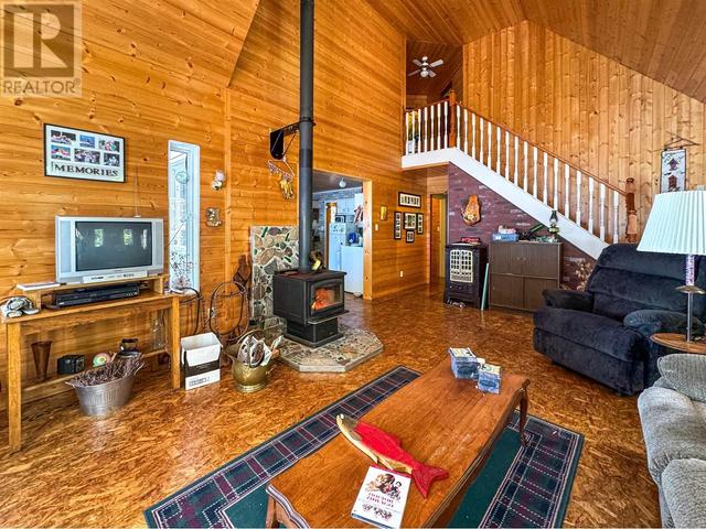 2874 Squirrel Point, House detached with 4 bedrooms, 1 bathrooms and null parking in Kitimat Stikine C (Part 1) BC | Image 11