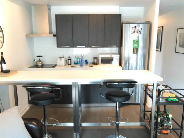 635 - 461 Adelaide St W, Condo with 1 bedrooms, 1 bathrooms and 1 parking in Toronto ON | Image 1