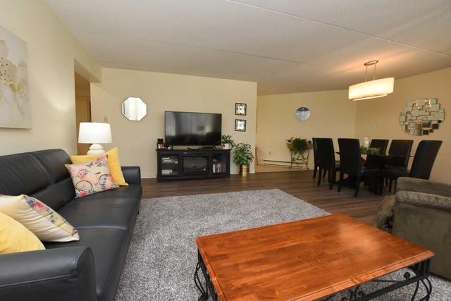 309 - 200 Highway 20 W, Condo with 2 bedrooms, 2 bathrooms and 1 parking in Pelham ON | Image 3