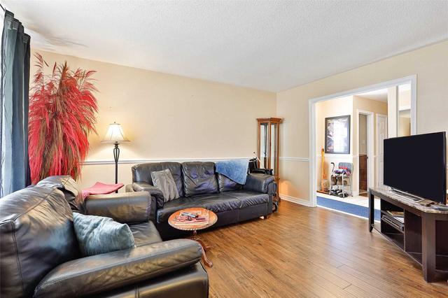 52 Reigate Ave, House detached with 3 bedrooms, 2 bathrooms and 3 parking in Brampton ON | Image 23