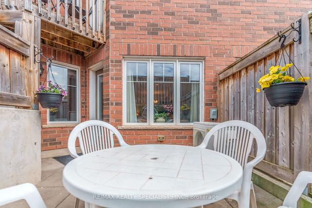 5-01 - 2420 Baronwood Dr, Townhouse with 3 bedrooms, 2 bathrooms and 1 parking in Oakville ON | Image 28