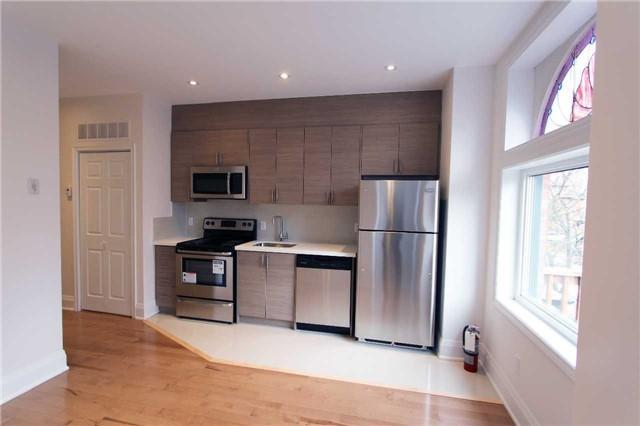 Unit 4 - 328-330 Brunswick Ave, House detached with 1 bedrooms, 1 bathrooms and null parking in Toronto ON | Image 3