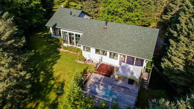 398 Coons Rd, House detached with 4 bedrooms, 2 bathrooms and 7 parking in Rideau Lakes ON | Image 12