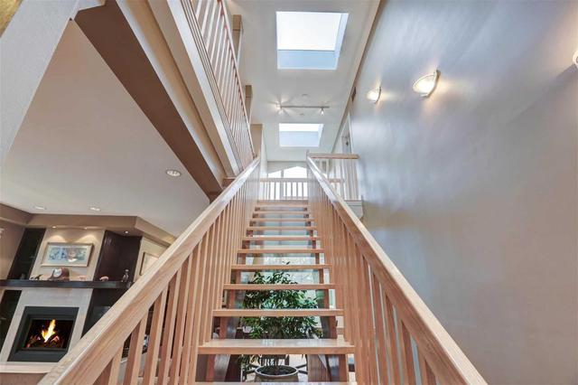 112 Rathburn Rd, House detached with 4 bedrooms, 5 bathrooms and 6 parking in Toronto ON | Image 7