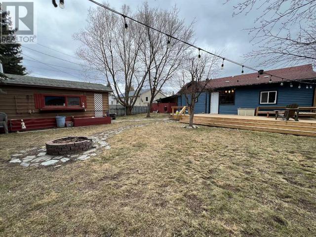 166 Sunwapta Drive, House detached with 2 bedrooms, 1 bathrooms and 2 parking in Hinton AB | Image 16
