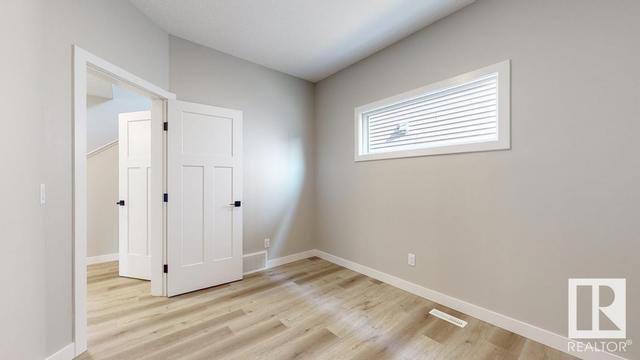 9822 225a St Nw, House detached with 3 bedrooms, 2 bathrooms and 4 parking in Edmonton AB | Image 13
