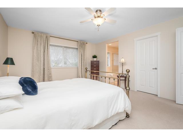 15070 68a Avenue, House detached with 5 bedrooms, 3 bathrooms and 4 parking in Surrey BC | Image 24