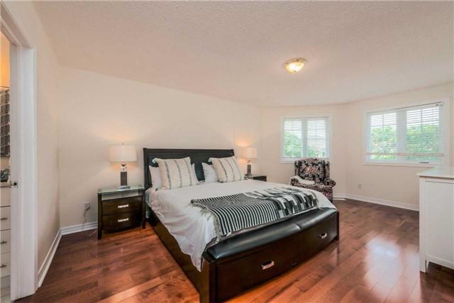 1180 Stephenson Dr, House detached with 3 bedrooms, 4 bathrooms and 2 parking in Burlington ON | Image 11