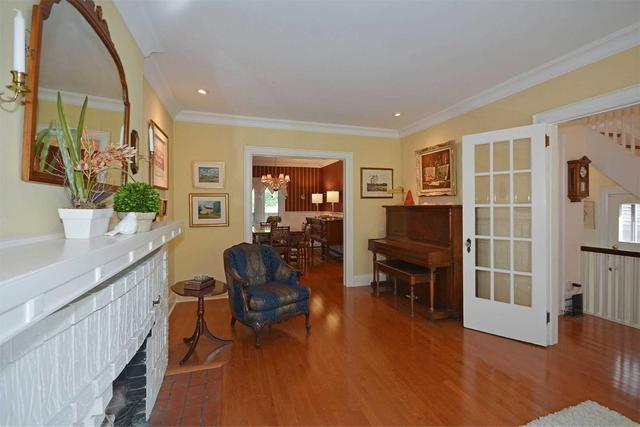 460 Roehampton Ave, House detached with 3 bedrooms, 2 bathrooms and 1 parking in Toronto ON | Image 3