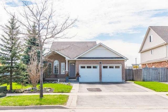 104 Tanners Dr, House detached with 3 bedrooms, 3 bathrooms and 2 parking in Halton Hills ON | Image 1