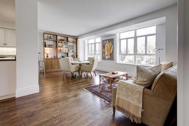 401 - 75 York Mills Rd, Condo with 2 bedrooms, 3 bathrooms and 2 parking in Toronto ON | Image 7