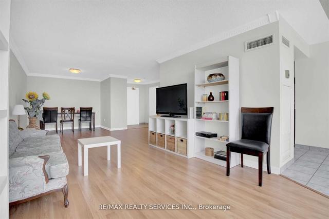 1612 - 1 Rowntree Rd, Condo with 2 bedrooms, 2 bathrooms and 1 parking in Toronto ON | Image 3