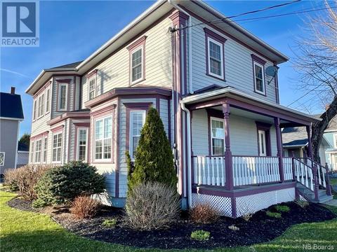 292 Chapel Street, House detached with 3 bedrooms, 2 bathrooms and null parking in Grand Falls NB | Card Image