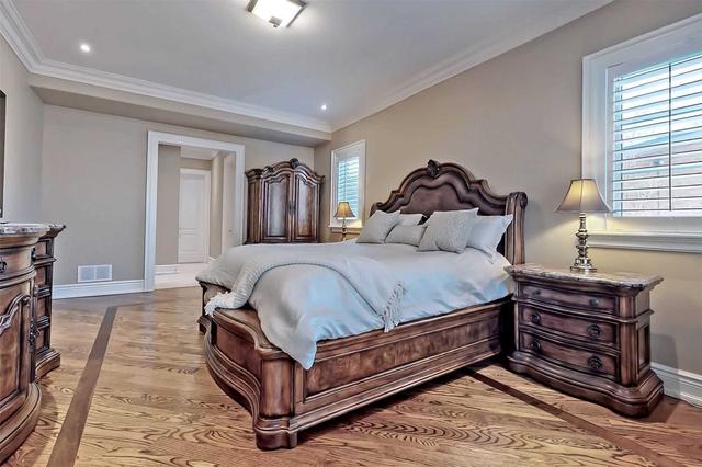 22 Harrison Rd, House detached with 4 bedrooms, 5 bathrooms and 12 parking in Toronto ON | Image 16