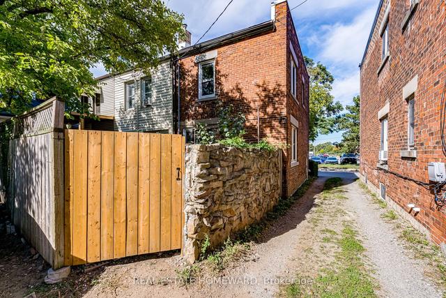 81 Napier St, House attached with 2 bedrooms, 2 bathrooms and 0 parking in Hamilton ON | Image 15