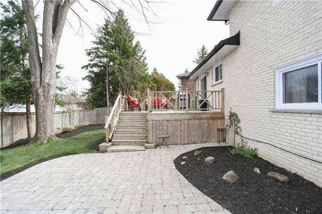 404 Amstel Crt, House detached with 3 bedrooms, 3 bathrooms and 4 parking in Oshawa ON | Image 20