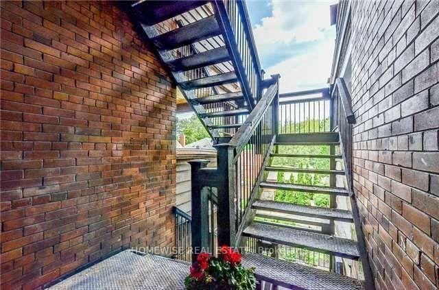 4b - 795 College St, Condo with 3 bedrooms, 2 bathrooms and 0 parking in Toronto ON | Image 13