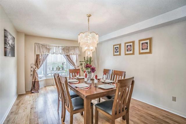 5668 Turney Dr, House detached with 4 bedrooms, 3 bathrooms and 4 parking in Mississauga ON | Image 10