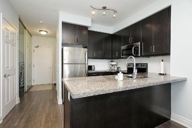 1103 - 15 James Finlay Way, Condo with 1 bedrooms, 2 bathrooms and 1 parking in Toronto ON | Image 3