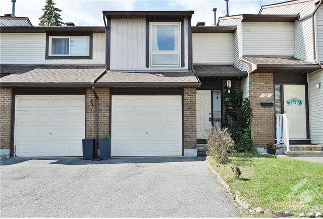 20 Jenny Private, Townhouse with 3 bedrooms, 3 bathrooms and 2 parking in Ottawa ON | Image 1