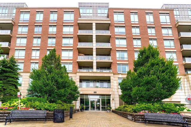 304 - 2470 Prince Michael Dr, Condo with 2 bedrooms, 2 bathrooms and 1 parking in Oakville ON | Image 1