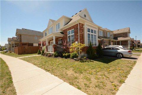 231 Baldwin Dr, House detached with 4 bedrooms, 3 bathrooms and 2 parking in Cambridge ON | Image 2