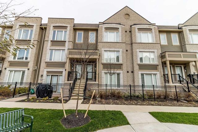 28 - 1 Beckenrose Crt, Townhouse with 2 bedrooms, 3 bathrooms and 1 parking in Brampton ON | Image 1