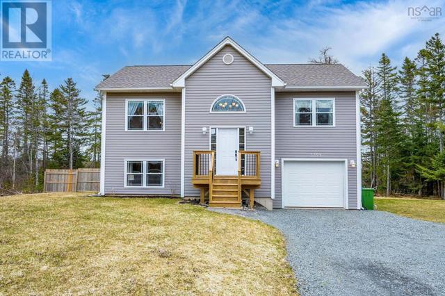 3359 Sackville Drive, House detached with 3 bedrooms, 2 bathrooms and null parking in Halifax NS | Image 1