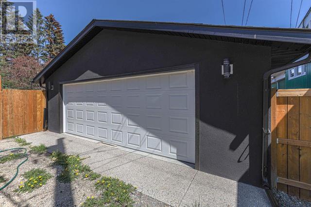 4224 Vauxhall Crescent Nw, House detached with 5 bedrooms, 3 bathrooms and 2 parking in Calgary AB | Image 48