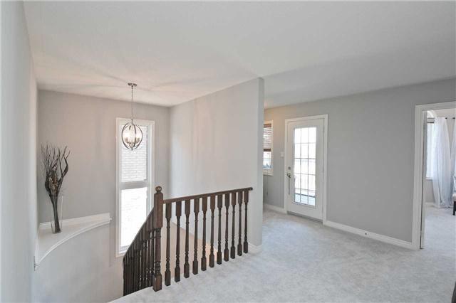 62 Cachet Blvd, House detached with 4 bedrooms, 5 bathrooms and 4 parking in Whitby ON | Image 9