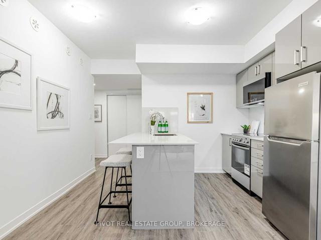 106 - 12 Marquette Ave, Townhouse with 1 bedrooms, 1 bathrooms and 0 parking in Toronto ON | Image 4