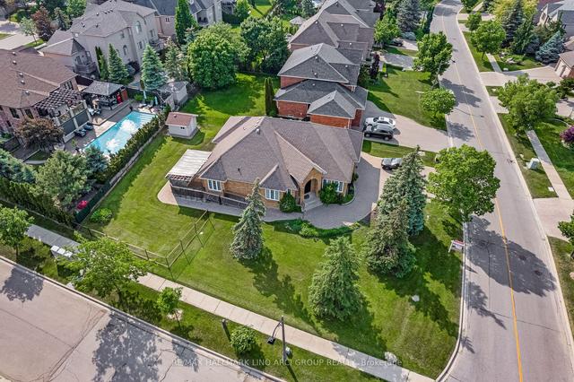 308 Roselawn Dr, House detached with 3 bedrooms, 3 bathrooms and 6 parking in Vaughan ON | Image 12