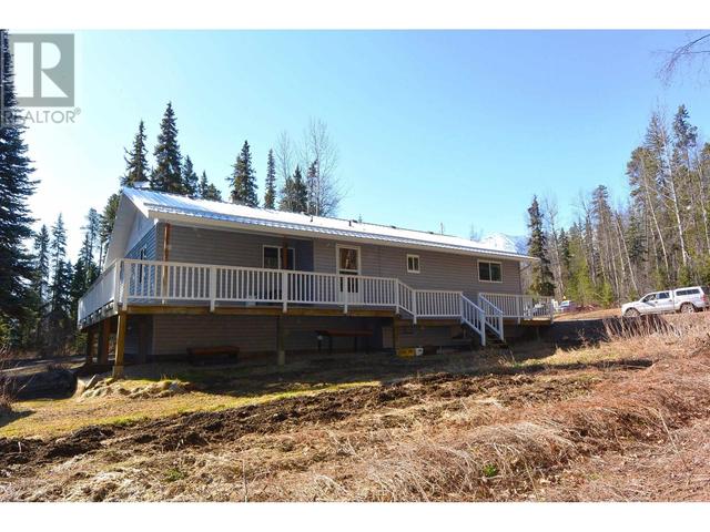 13236 Dunlop Street, House detached with 4 bedrooms, 2 bathrooms and null parking in Bulkley Nechako A BC | Image 40