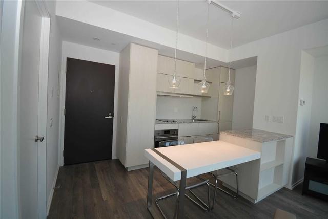 1513 - 197 Yonge St, Condo with 0 bedrooms, 1 bathrooms and null parking in Toronto ON | Image 4
