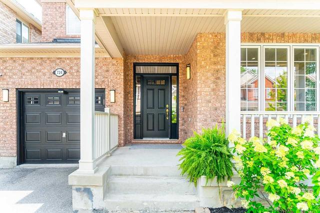 724 Hood Terr, House detached with 4 bedrooms, 3 bathrooms and 2 parking in Milton ON | Image 12