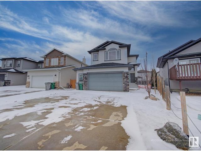 8406 95 St, House detached with 3 bedrooms, 2 bathrooms and 4 parking in Morinville AB | Image 1