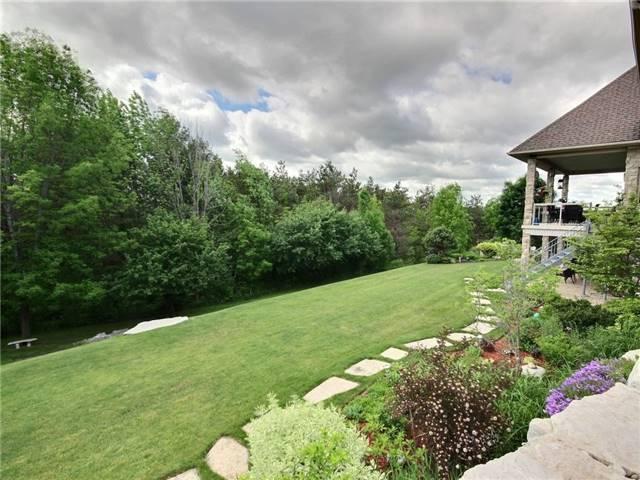 26 Overlook Ridge, House detached with 3 bedrooms, 4 bathrooms and 10 parking in Caledon ON | Image 5