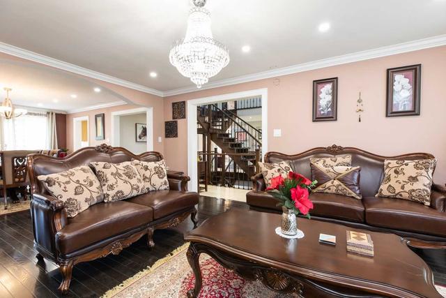 34 Fenton Way, House detached with 4 bedrooms, 5 bathrooms and 19 parking in Brampton ON | Image 40