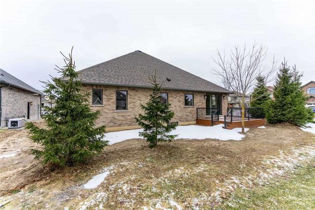 10 Carriage Crossing, House detached with 3 bedrooms, 3 bathrooms and 6 parking in Mapleton ON | Image 32