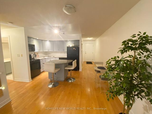 725 - 270 Wellington St W, Condo with 1 bedrooms, 1 bathrooms and 0 parking in Toronto ON | Image 27