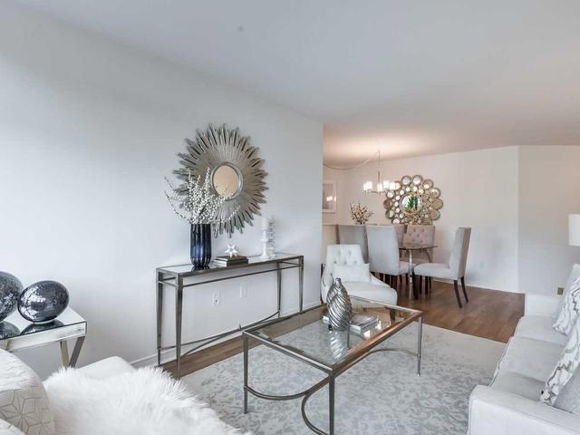 101 - 7420 Bathurst St, Condo with 2 bedrooms, 1 bathrooms and 1 parking in Vaughan ON | Image 14