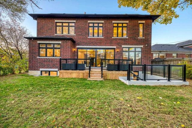 51 Stormont Ave, House detached with 5 bedrooms, 7 bathrooms and 4 parking in Toronto ON | Image 32