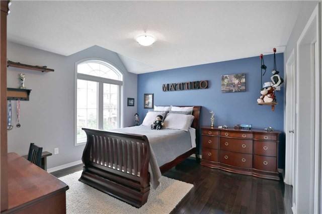 510 Mcjannett Ave, House detached with 4 bedrooms, 3 bathrooms and 3 parking in Milton ON | Image 16
