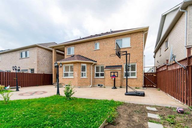 7 Bonistel Cres, House detached with 4 bedrooms, 3 bathrooms and 4 parking in Brampton ON | Image 20