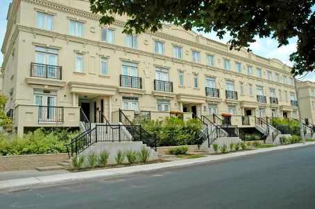 th10 - 80 Carr St, Townhouse with 2 bedrooms, 2 bathrooms and 1 parking in Toronto ON | Image 1